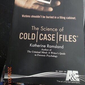 The Science of Cold Case Files Paperback Book